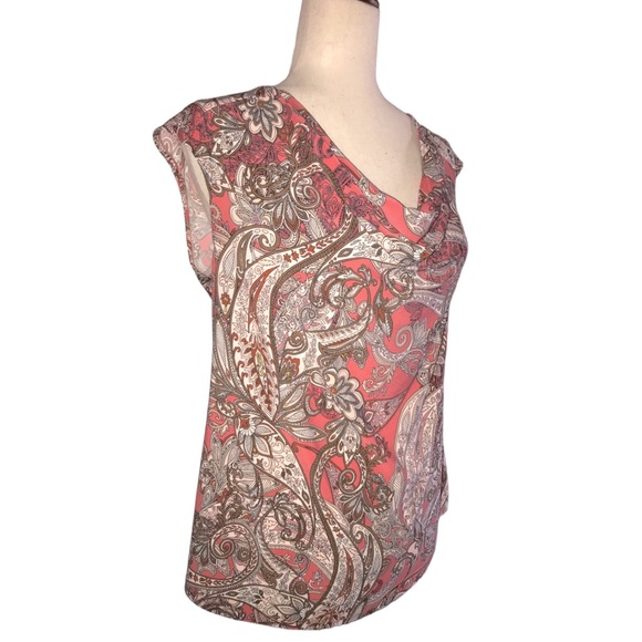 Roz & Ali Paisley Blouse Cap Sleeves Size Medium Coral Brown Cream Drape Front - Picture 6 of 13